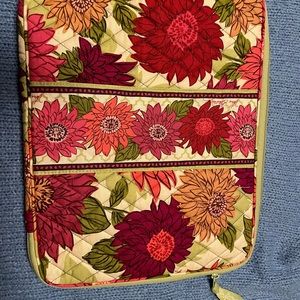Vera Bradley laptop bag. 11x14